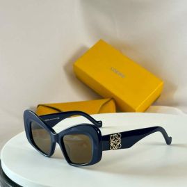 Picture of Loewe Sunglasses _SKUfw55562030fw